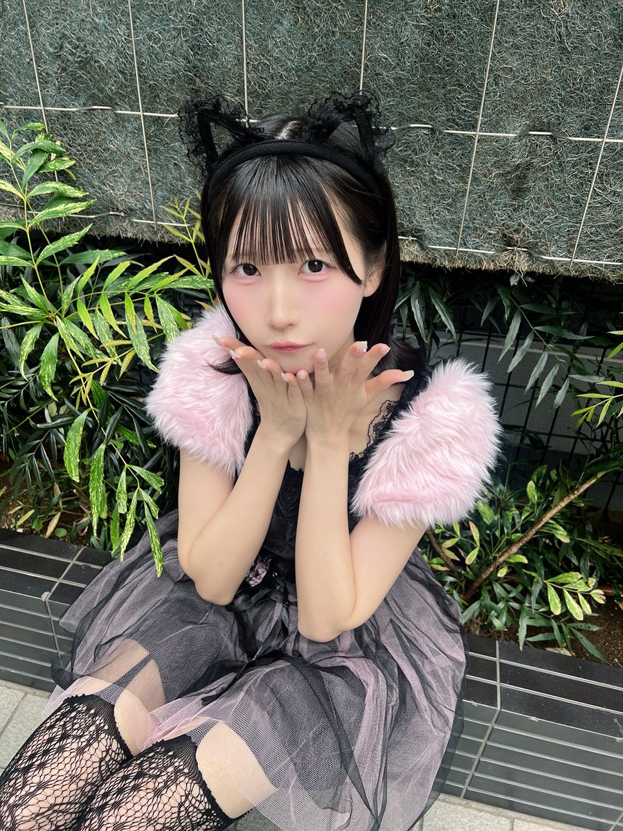 目に最初に目がいきましたねぇ 特徴的なおめめ