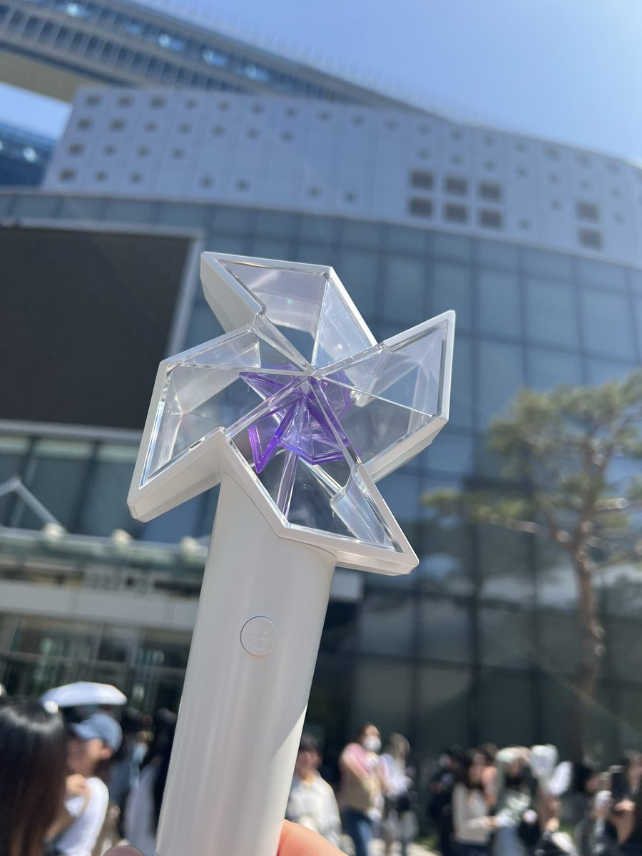bang_mongmong's tweet photo. 260425 음악중심

나도 두디어 토끼포카 있다❣️ https://t.co/5UYx3YcSIE