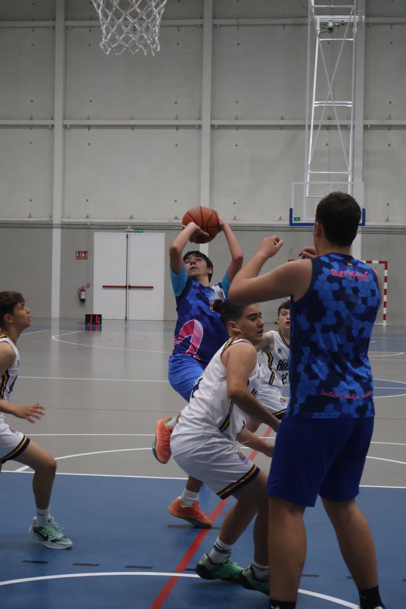 fabhuelva's tweet photo. 🔝 ¡Ciudad de Huelva vence su 2º partido y da un paso de gigante, acercándose al #CADEBA26! #FFIM2026
🏀 @MaristasHuelva 44-87 @CiudadDeHuelva
📊 Afición FAB https://t.co/x7StyK3taa