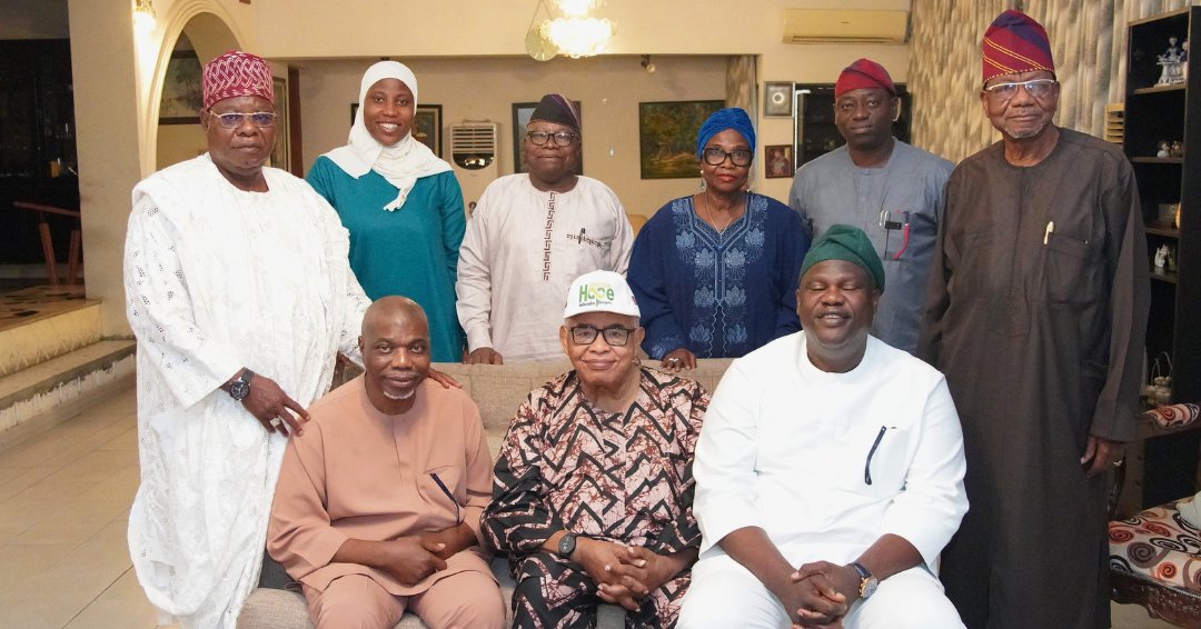 Samuel Mawuyon Ajose tweet media