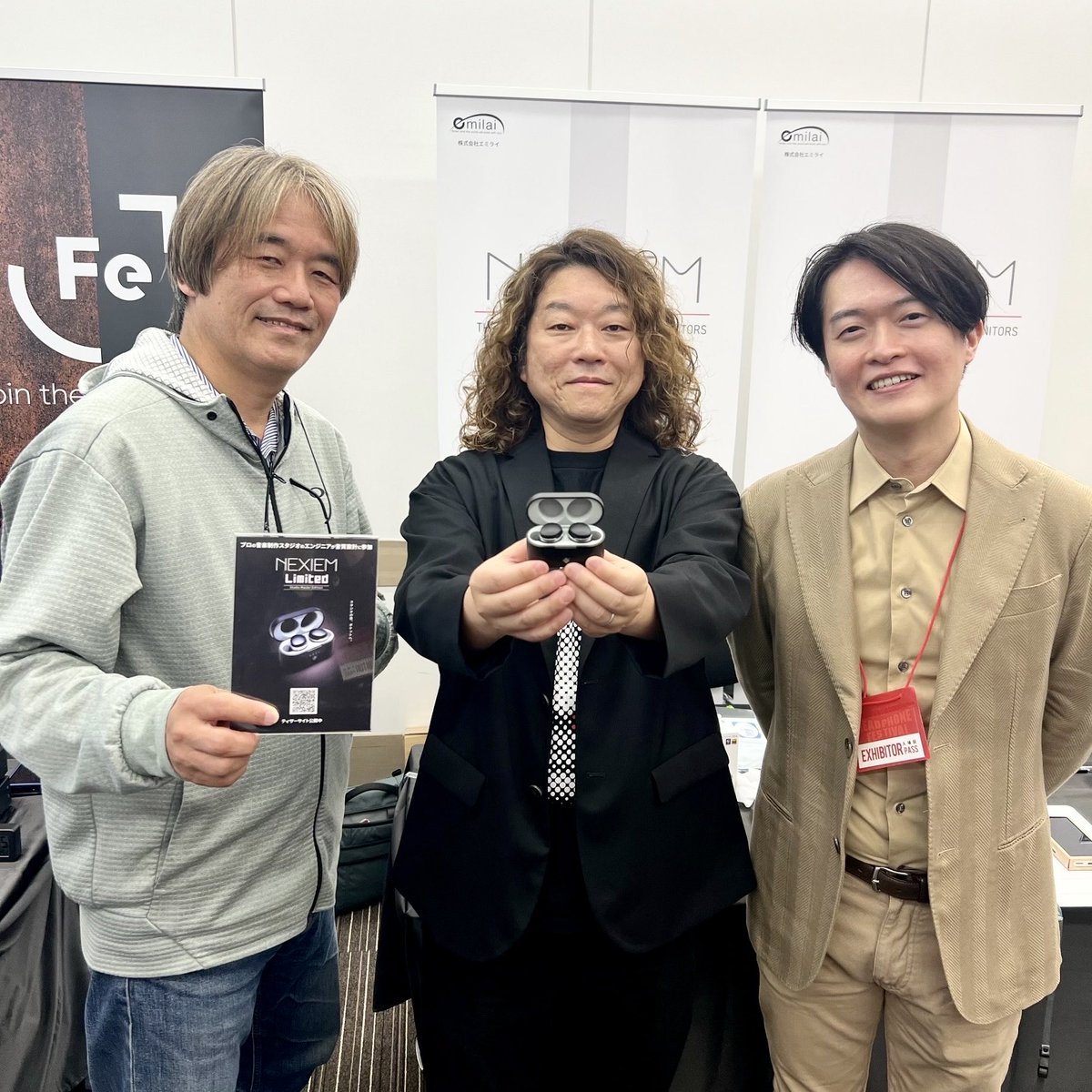 TAGOOOOO's tweet photo. 本日は「ヘッドフォン祭2026」に出展！！

今回試聴して驚いた2機種。
巨匠レコーディングエンジニアの森元さんが開発に携わったBluetoothイヤホン「NEXIEM」。ブリスオーディオ佐々木さんが開発された「IBUKI」。
最高の音に触れて、私も新しい作品を作りたい！という意欲が湧いてきました！ https://t.co/UbgPwuskct
