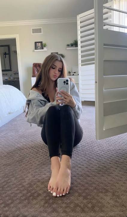 Princess Brooke tweet media