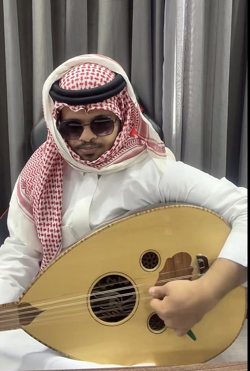 سَارا tweet media