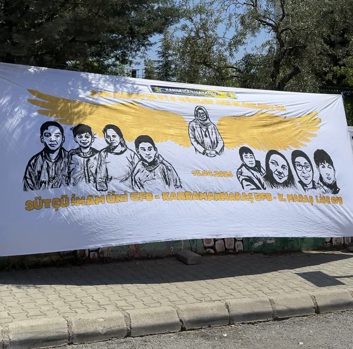 Maraş Ablası tweet media
