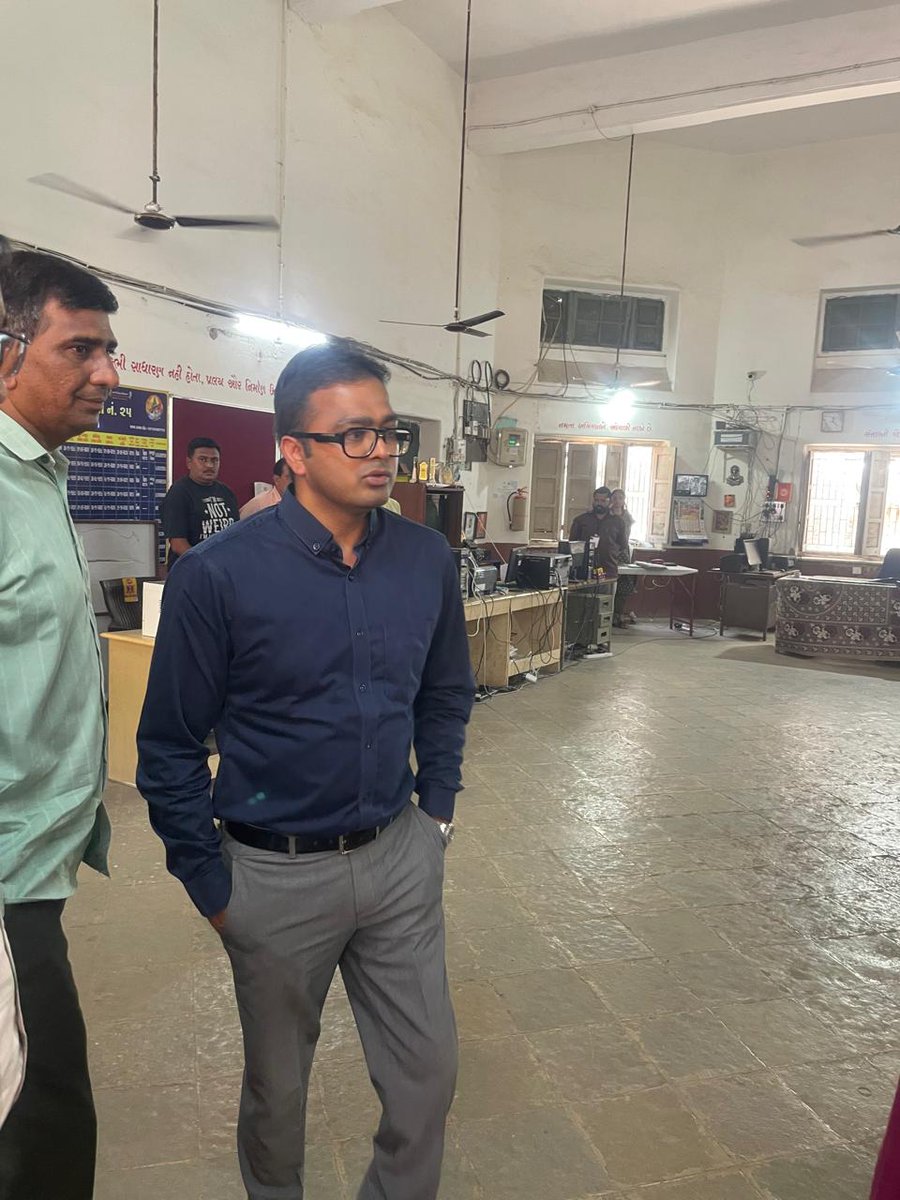 Collector & District Magistrate Bhavnagar tweet media