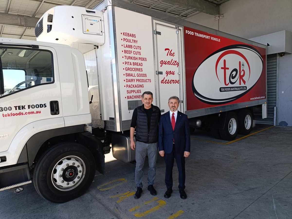AhmetAYDIN_02's tweet photo. Melbourne’de faaliyet gösteren, Muhittin Tercan’a ait TEK Foods işletmelerinin, Türk girişimciliğinin ve üretim gücünün yurt dışında da nasıl başarıyla temsil edildiğinin güzel bir örneğini sunduğunu memnuniyetle görüyoruz.

Kıymetli iş insanımızın azmi, emeği ve vizyonu; hem ülkemizin değerlerini tanıtmakta hem de bulunduğu coğrafyada istihdam ve ekonomik katkı sağlamaktadır.
Kendisine çalışmalarında bereketli kazançlar ve başarılarının artarak devamını diliyorum.