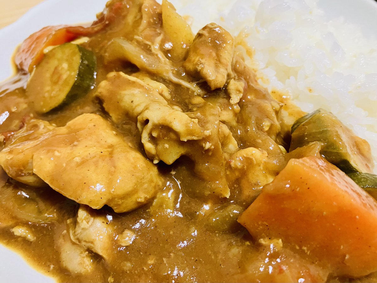 ながあこ tweet media