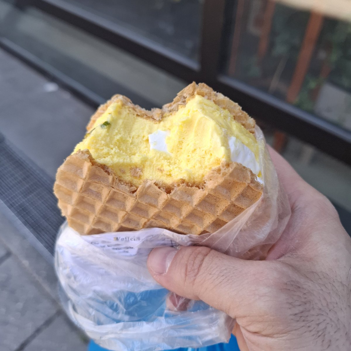 Mahan Esfahani ن tweet media