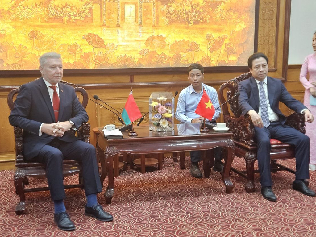 Belarus 🇧🇾 in Ho Chi Minh City tweet media