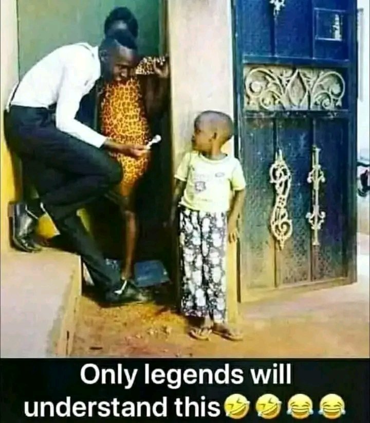 's tweet image. What's going on here 😃 #sweet 

_

#drgodwinibe #drgodwin #godwinibe