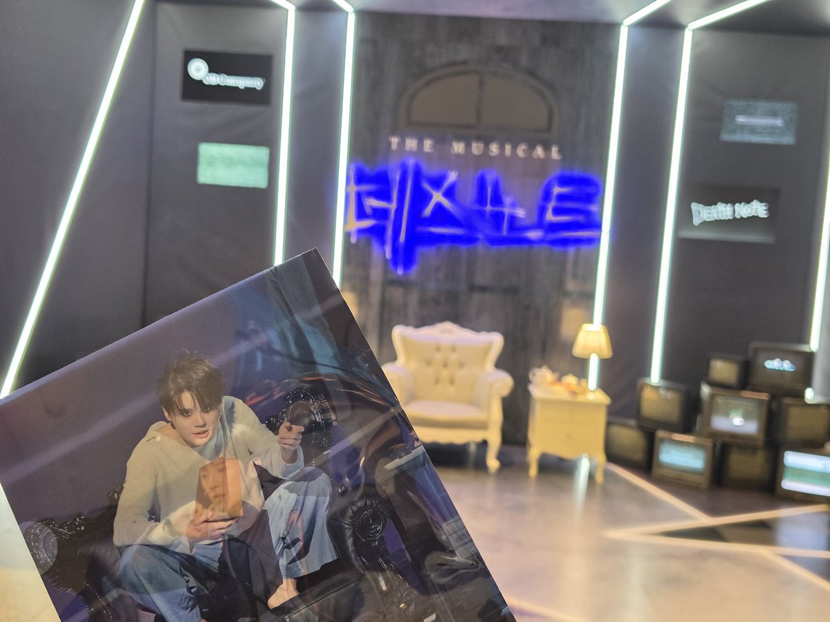 Hal_Ming's tweet photo. 🎾🍎📺💕  피켓팅 뚫고 피닉스 구슬동자 보러옴😆🐿🥥 https://t.co/EXXGvTeLiV