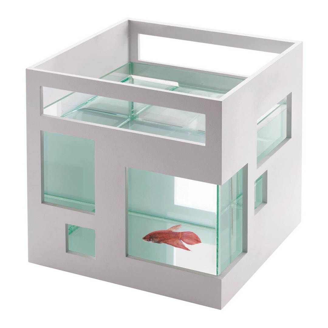 UnicunShop's tweet image. Omg you guys, check out this Fish Hotel Aquarium! 🐠 It's like a tiny condo for your fishy friend.  So cute!  unicun.com/product/fish-h… ✨  #aquarium #fishtank #homedecor