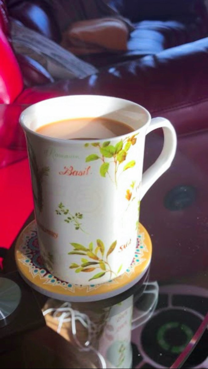 Syyma_1's tweet image. Quote with something to drink 🥳 #chai