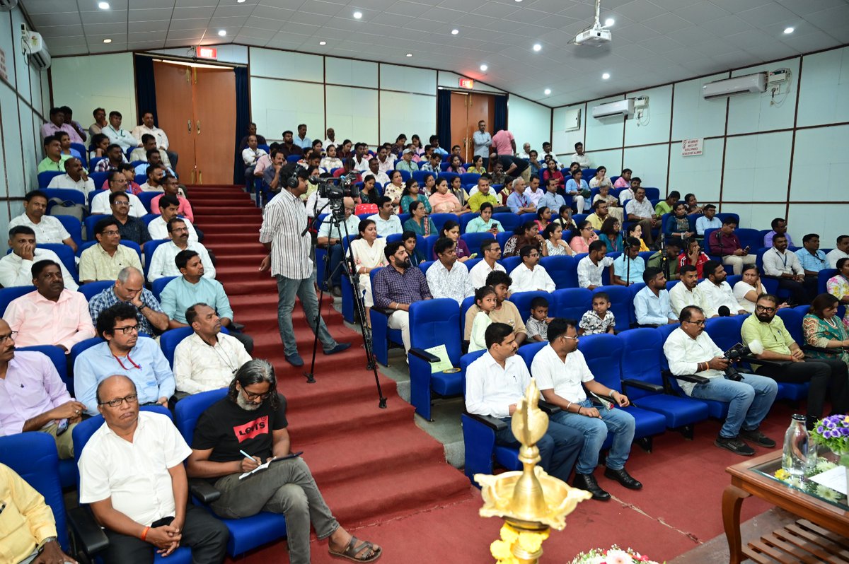 Popular Science Lecture on 'Driven to End Malaria' was organized by Goa Science Centre in collaboration with National Vector Borne Disease Control Program, Directorate of Health Services during World Malaria Day Celebration and Swachhata Pakhwada

<a href="/ncsmgoi/">National Council of Science Museums-NCSM</a>  
<a href="/MinOfCultureGoI/">Ministry of Culture</a>
