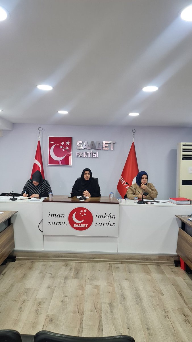Alturnax's tweet photo. Nisan ayını değerlendirdiğimiz İl Divan Toplantımız başlamıştır.
@SaadetKadin https://t.co/CPZgHZ6gWQ