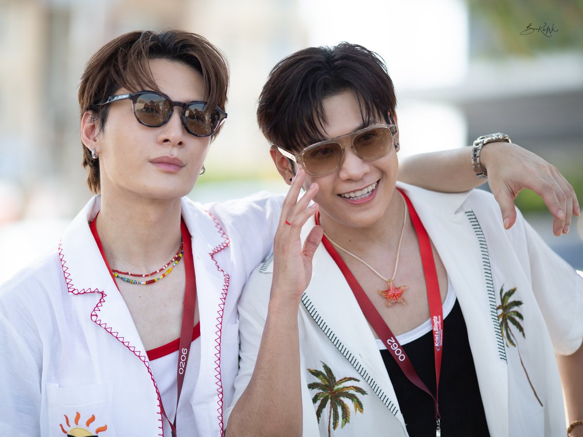 Bxxk__twt's tweet image. รูปคู่ก็มีนะ

KRISTSINGTO X GARNIER MEN D1 

#GarnierMenSotusTripxKristSingtoD1
@stjinx_maya #SingtoPrachaya
@kristtps #KristPerawat
#คริสสิงโต