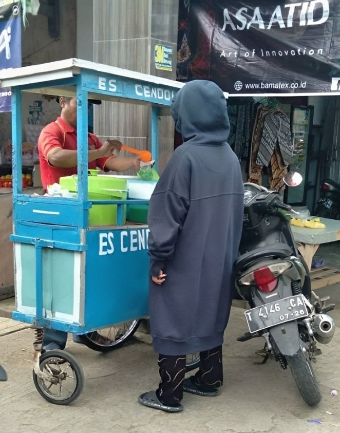 KOS (komunitas orang sinting ) tweet media