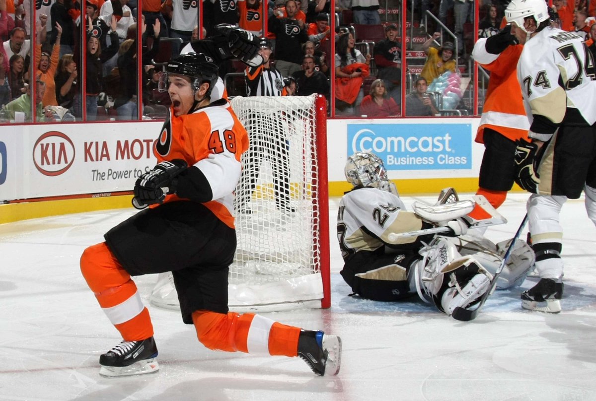 WAKE UP PHILADELPHIA AND LET ME HEAR YA SAY

THE ORANGE &amp; THE BLACK
THE ORANGE &amp; THE BLACK