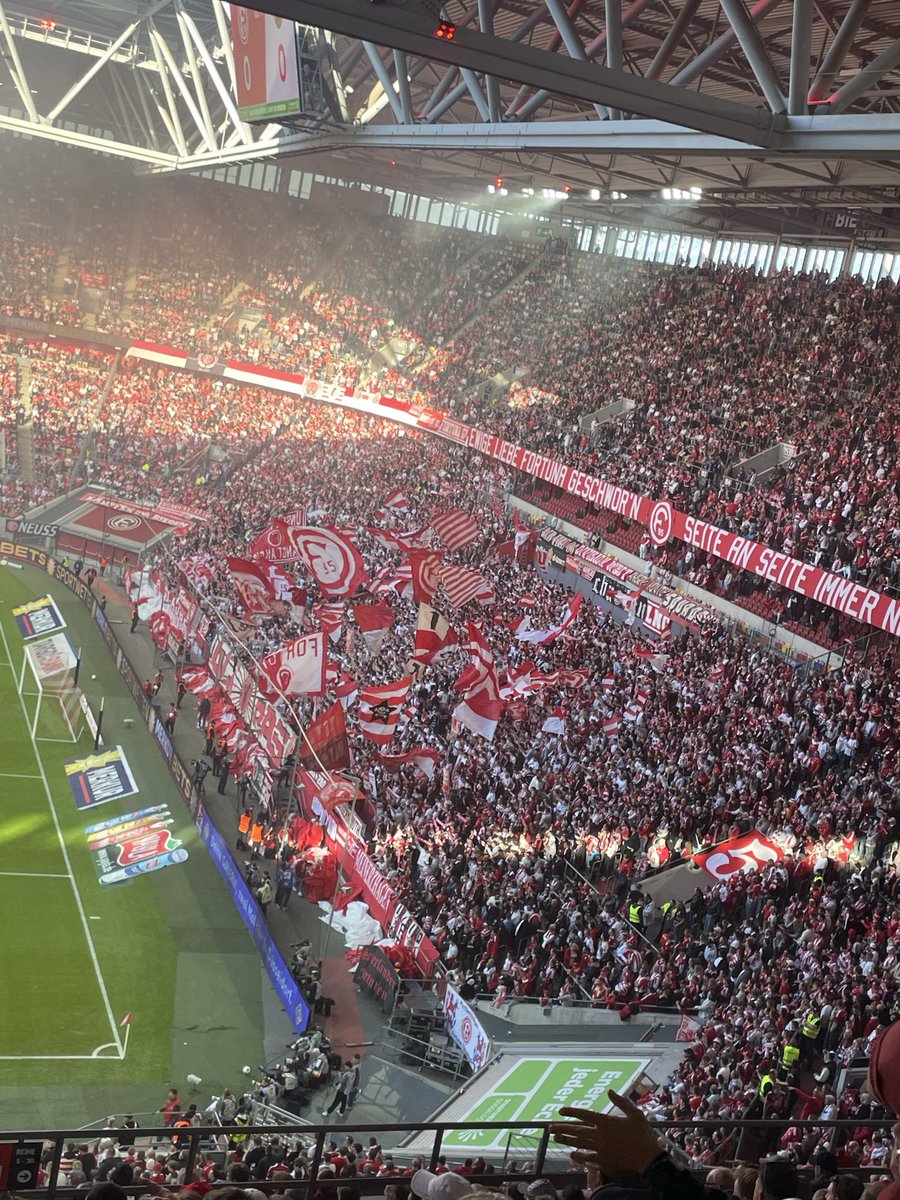 DanBoss93's tweet photo. Dusseldorf (H) onto Fortuna Koln today https://t.co/9KCL0SlvOd