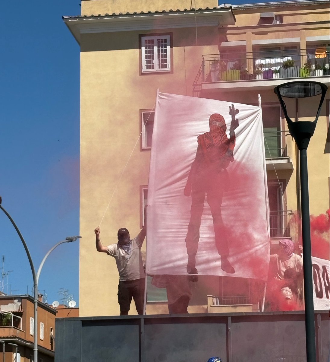 RafBigCat tweet media