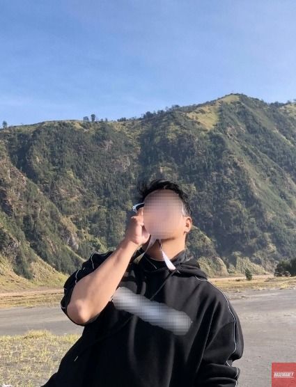 BUKAN BASE RATED tweet media