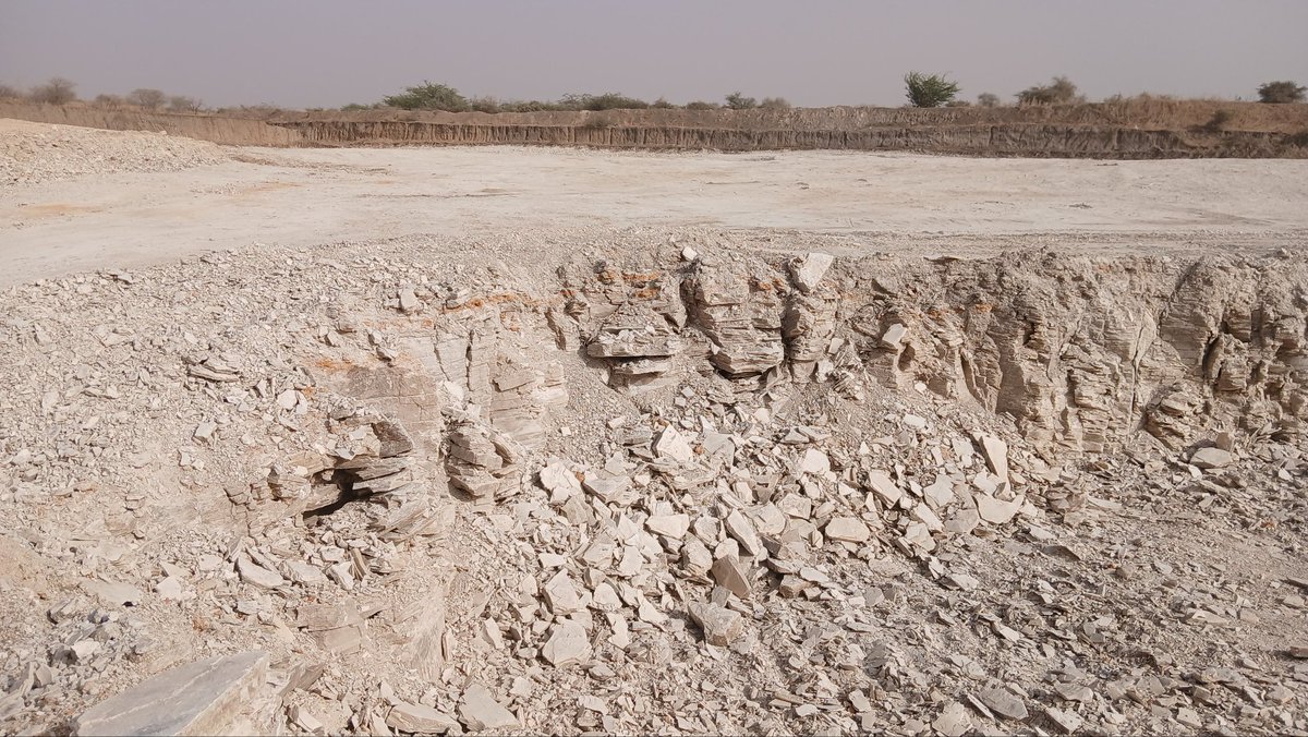 Dr_soumare's tweet image. Avec plus de 175 milliards de FCFA générés en 2024 par les activités extractives dans la région de kédougou, les défis sont multiples : dégradation de l’environnement, insuffisance des infrastructures, accès limité à l’emploi pour les jeunes et les femmes. 
#renégocié #PROS