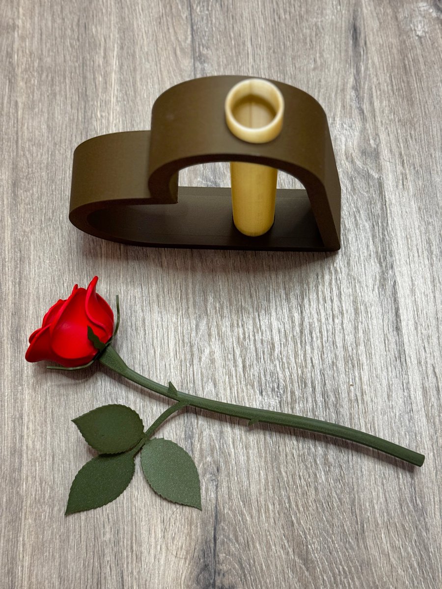 ZX_3DStudio's tweet photo. Perfecto para el día de la madre!! 😉 https://t.co/HlO0LrnTxw