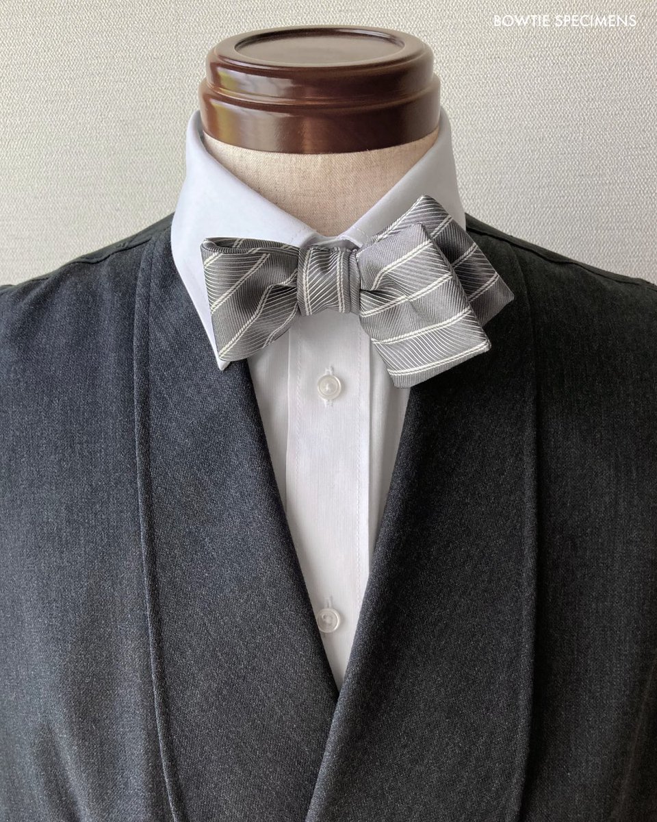 bowtiespecimens's tweet image. 🦋Pre-tied bow tie
⁡One-sided-loop-knot  pointed-end

🦋蝶ネクタイ (作り結びタイプ)
片わな結び ポインテッドエンド

#bowtie  #手作 #蝶ネクタイ #領結 #煲呔