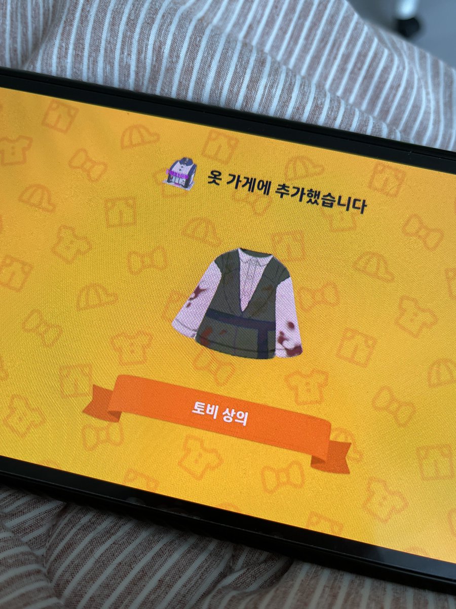 SE0KBING0's tweet photo. 토비한테 옷을 만들어줬어요
이거완전 진짜같다… https://t.co/JNXNko7PKy