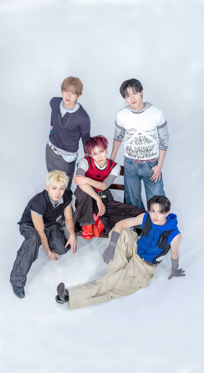 2xFE(ﾄｩｰ･ｴﾌ･ｲｰ) tweet media