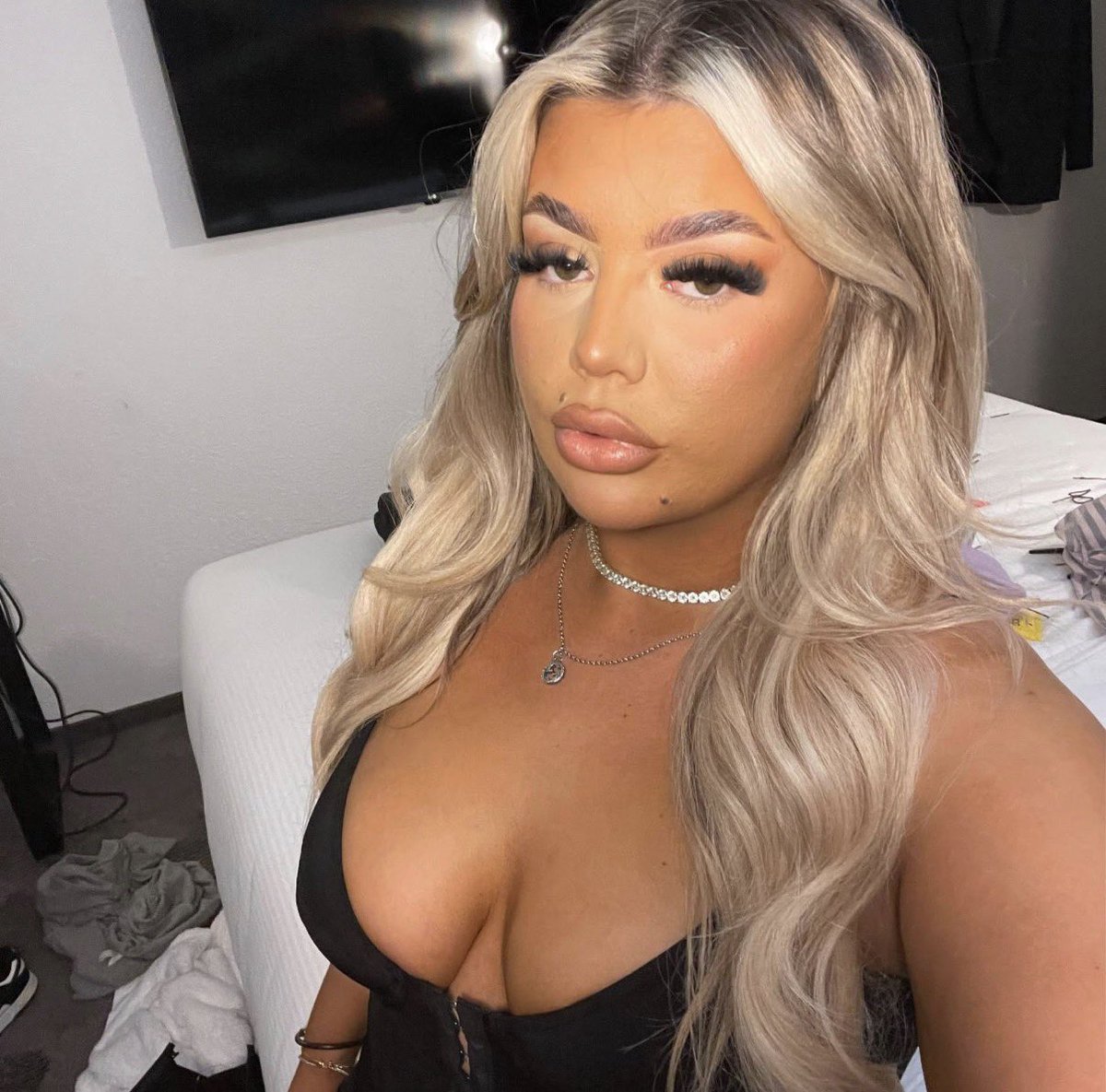 Chav Milkers tweet media