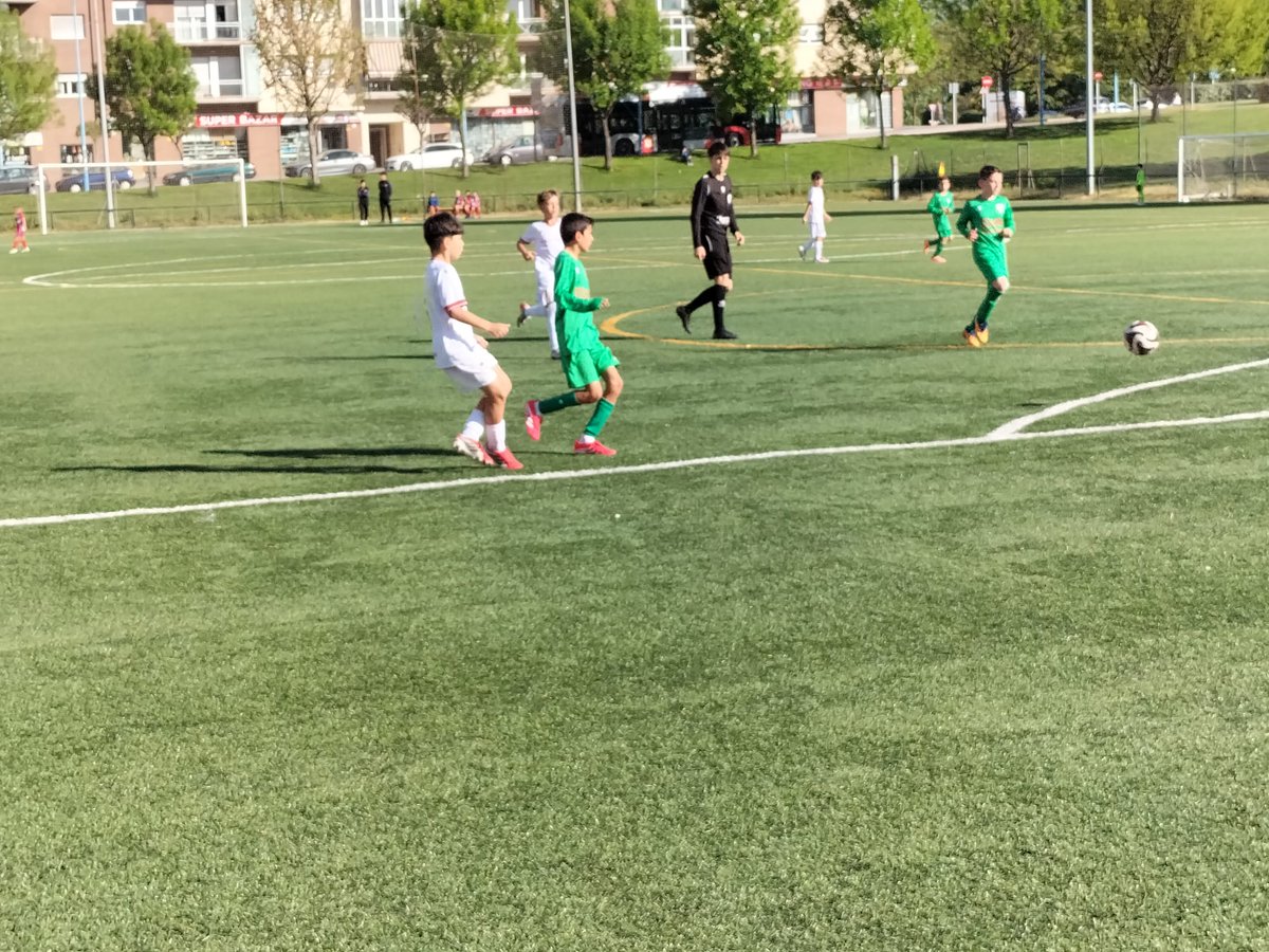 CultuAcademia's tweet photo. #CyDLAB Jornada 25
🏟️ Emilio González
Atlético Pinilla B - Alevín B ➡️ ✅ https://t.co/3wWPVS2S8A