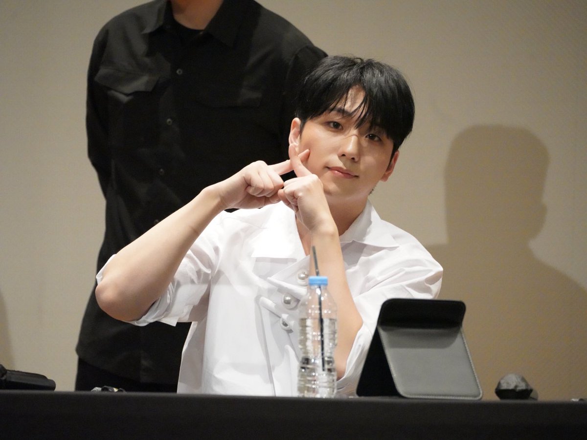 구르미 🌧️🩵 tweet media