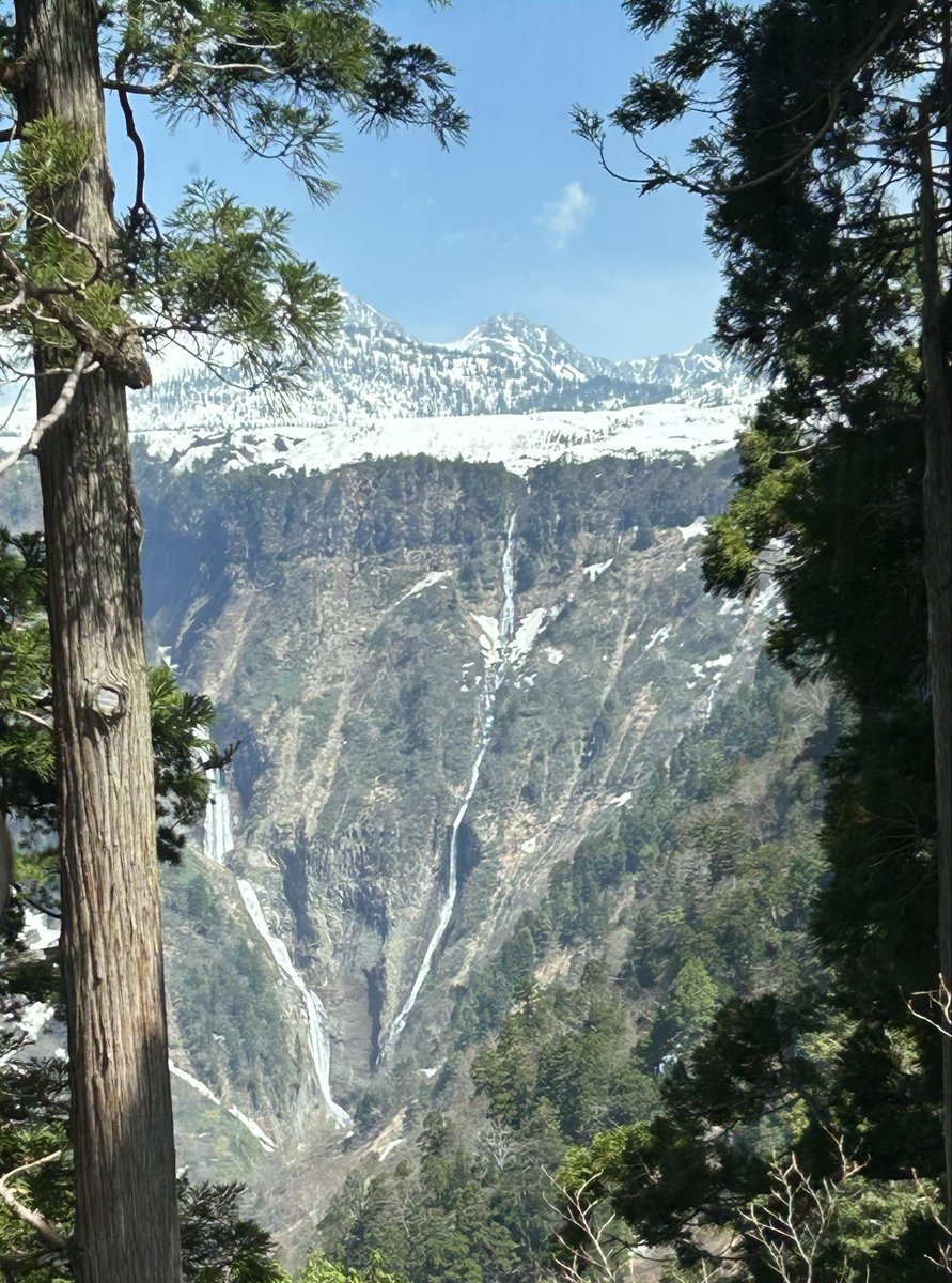 とやま、と。| Toyama, Through the window... tweet media
