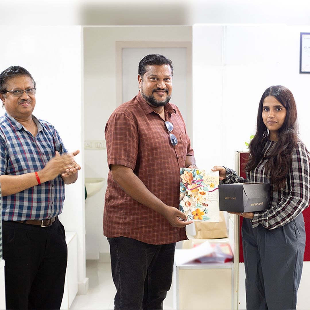 Happy Birthday! 🎂 Ms. Jeevitha V

Your commitment and professionalism inspire those around you.

Wishing you many more milestones in the year ahead.

#hbd #workfamily #cheerstoyou #officecelebration #birthdaybash #companyculture #bestplacetowork #lifeatlayam #Layamgroup