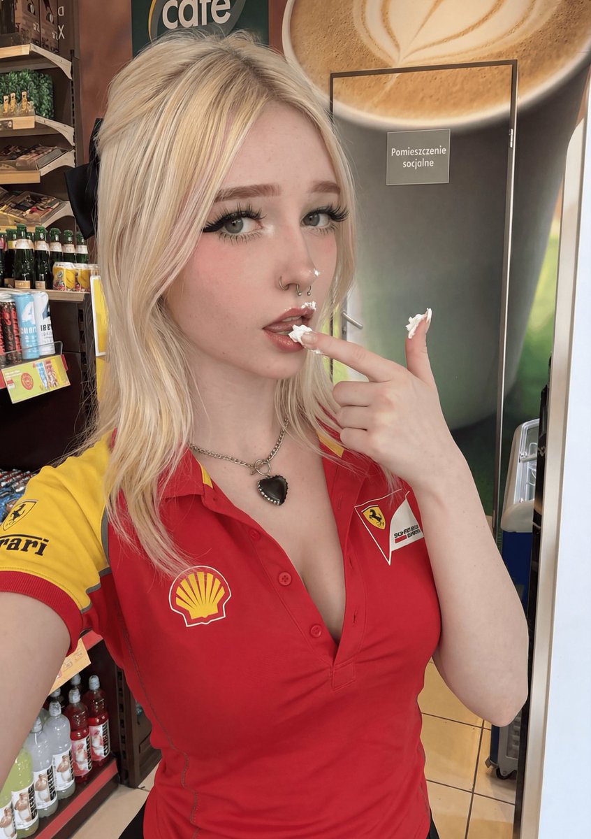 Noemi tweet media