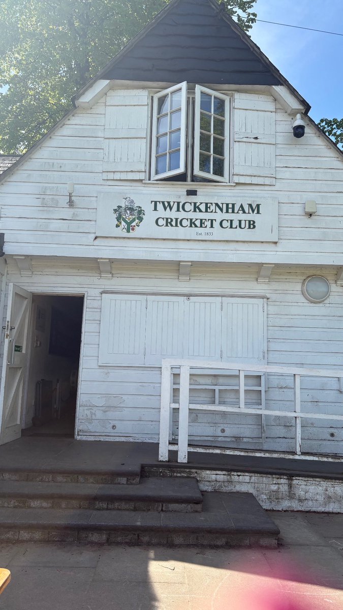 Elizabeth Ammon tweet media