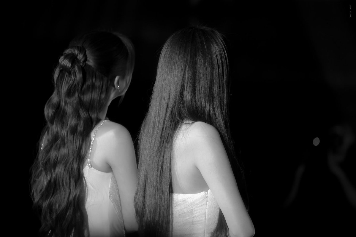 OomBam_houseTH tweet media