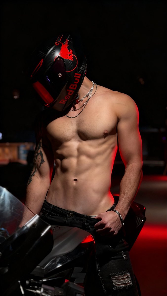 lost boy tweet media