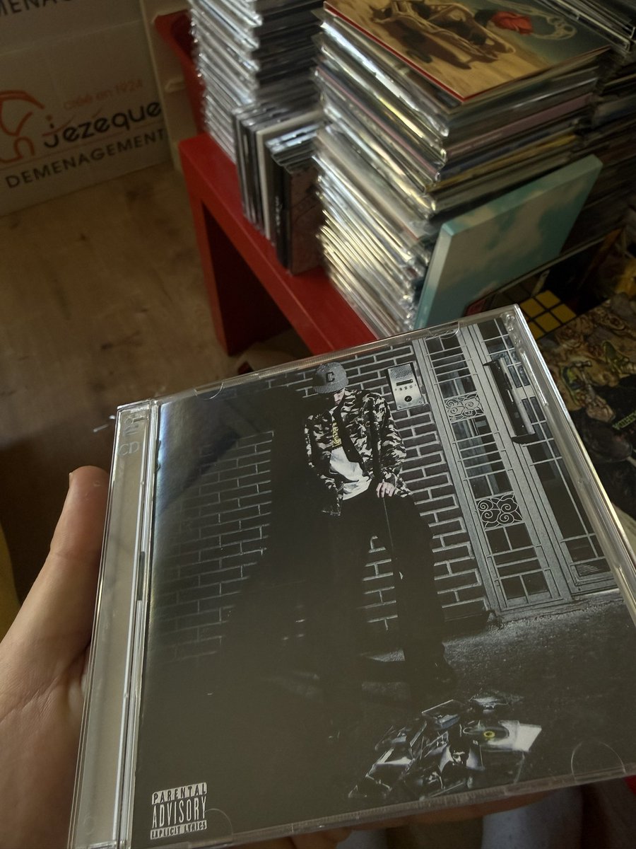 LOZ_csc's tweet photo. le CD de Htrip est receptionneyyyy https://t.co/nLjmH7SbPW