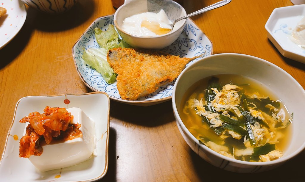 綾(あや) tweet media