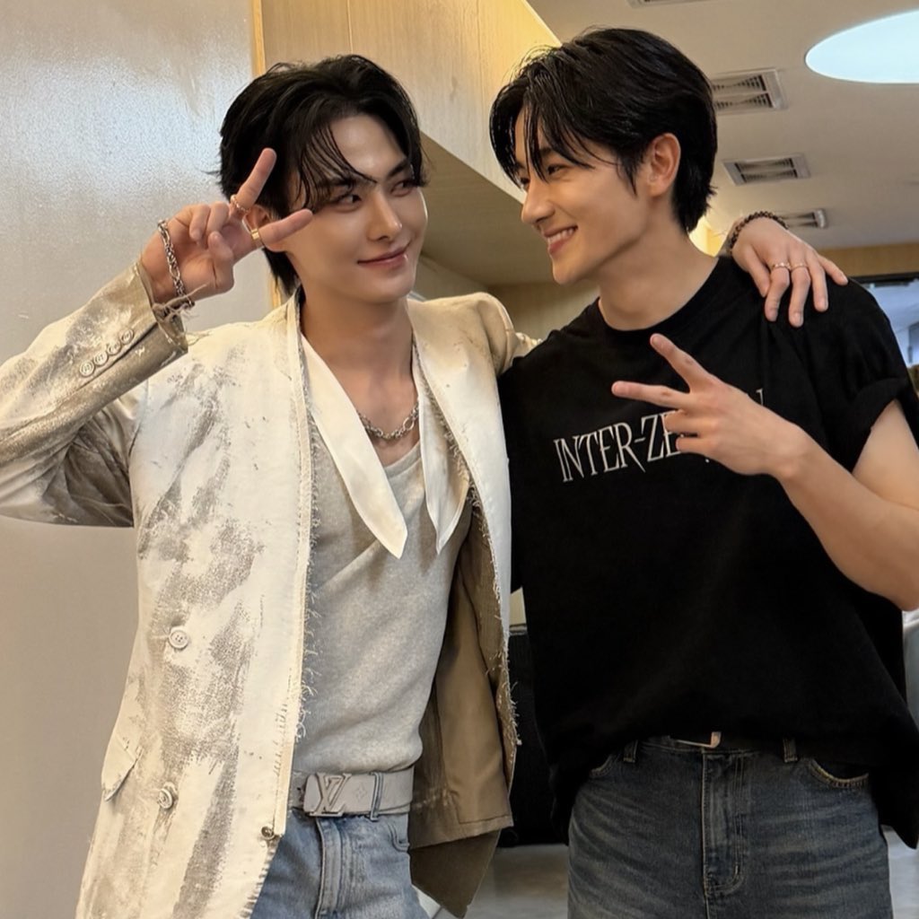 cas 𓆩♡𓆪 tweet media