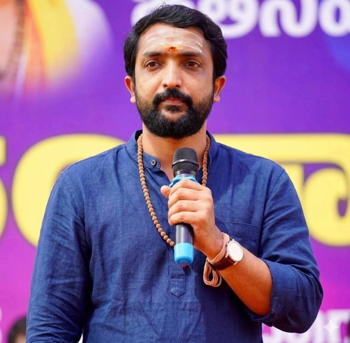 ಈತ ಮೋಹಿಯುದ್ದೀನ್ ರಾವುಫ್
ರಾ ಚಿಂತನ್ ಅಂತ ಇದ್ದ ಇವನ ಬಣ್ಣ ಬಯಲಾಗಿದೆ. ಇದೇ ರೀತಿ ಇನ್ನೂ ತುಂಬಾ ಜನ ಇದ್ದಾರೆ. ಹಿಂದೂ ದೇವರುಗಳ, ಹಿಂದೂಗಳ, ಅಂಬೇಡ್ಕರ್,  ಬುದ್ಧನ ಹಾಗೂ ಸಂವಿಧಾನದ ಹೆಸರಲ್ಲಿ, ನಕಲಿ ಅಕೌಂಟ್ ಗಳನ್ನು  ಸೃಷ್ಟಿ ಮಾಡಿಕೊಂಡು, BJP, RSS,  ಮೋದಿಜಿ ಅವರನ್ನ ಬೈಯೋದೇ ಕೆಲಸ.  
Be careful about these pigs. 😡