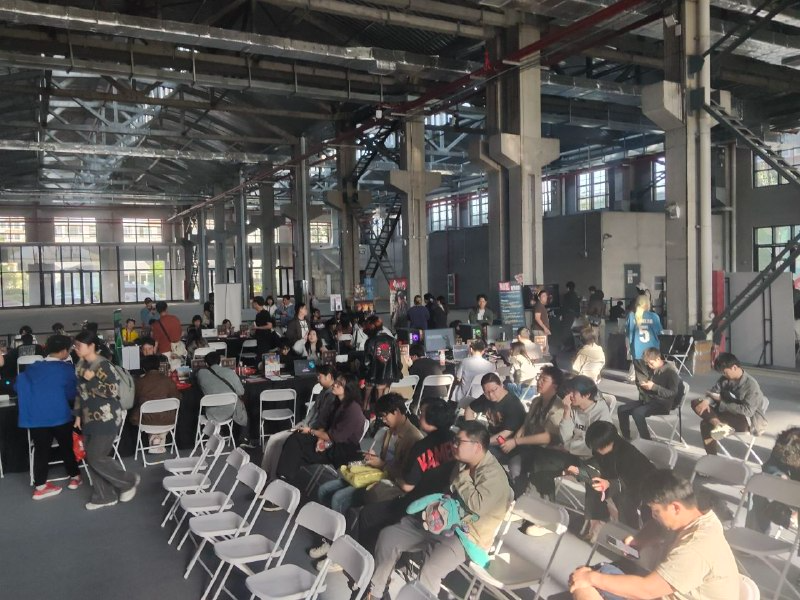 Oyashiro_dev's tweet photo. MEAT-GRINDER at FEVERCON in Shanghai!

The demo was a blast for new players, but what was most surprising and heartening was seeing so many old-school fans who can't wait for the release. https://t.co/NPWe7QL1oT