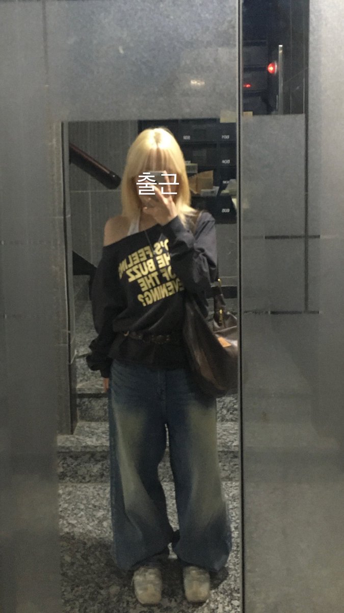 삐 tweet media