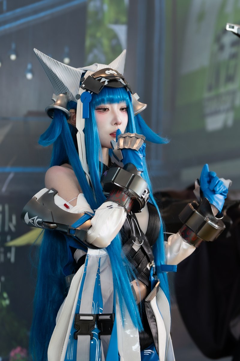 문샤인 tweet media