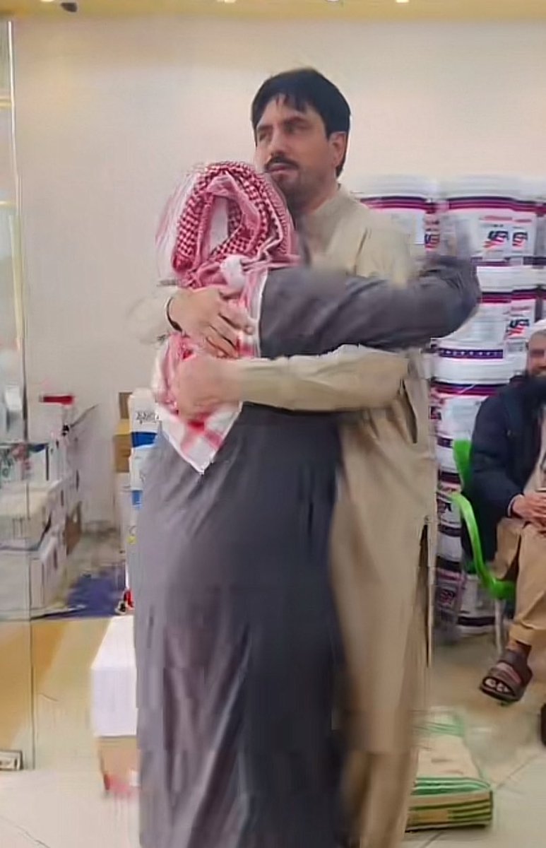 شمق مق 💔 tweet media