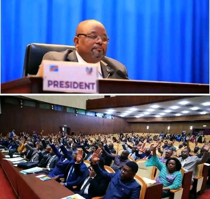 Rusakiflavien07's tweet image. #URGENT🚨 Bonne nouvelle: Une loi interdisant l’accès à certaines fonctions publiques et politiques à tout citoyen congolais ayant fait la rébellion, qui est devenue une routine pour certains depuis l’#AFDL de Mzee #Laurent_DesireKabila, vient d’être déposée à l’ Assemblée