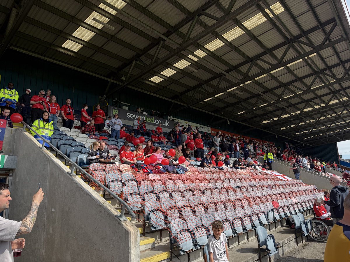 Nerves?? Come on <a href="/YorkCityFC/">York City F(C)</a> One more win!! #ycfc