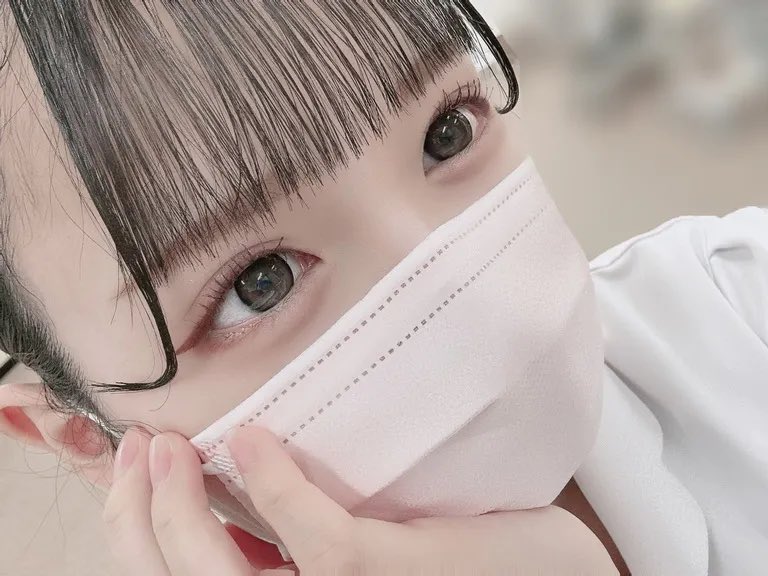 ゆあ tweet media